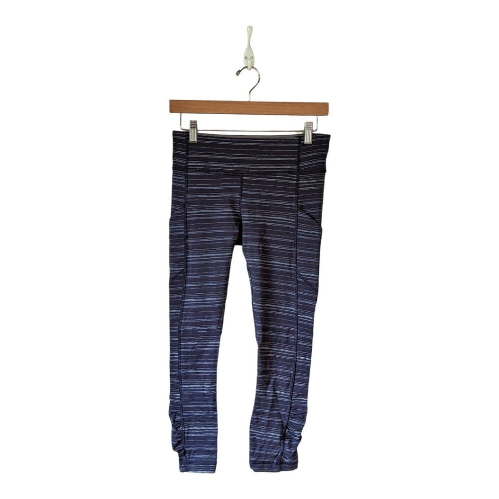 Lululemon Speed Crop‎ Cyber Stripe Naval Blue Black Sz 6
